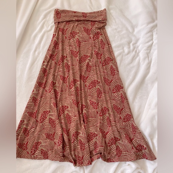 Red and tan Lularoe maxi skirt - Picture 1 of 3